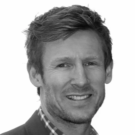 Portræt af Dennis Præstekjær